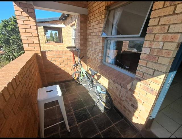 2 BEDROOM APARTMENT FOR SALE IN HEUWELOORD